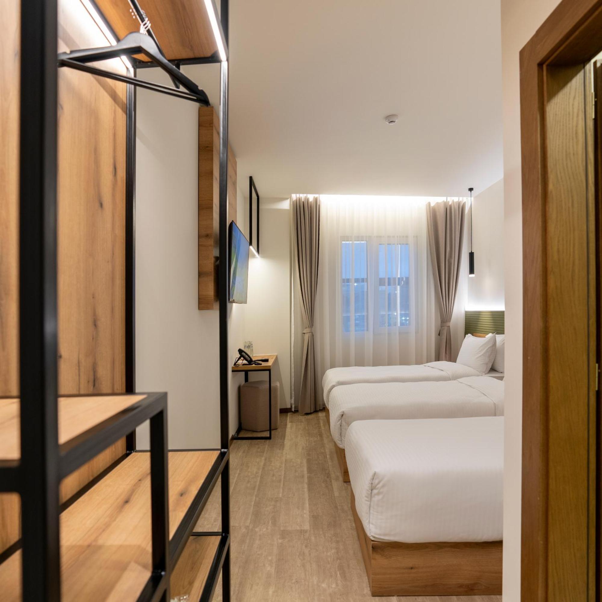 Star Hill Hotel Pristina Eksteriør billede