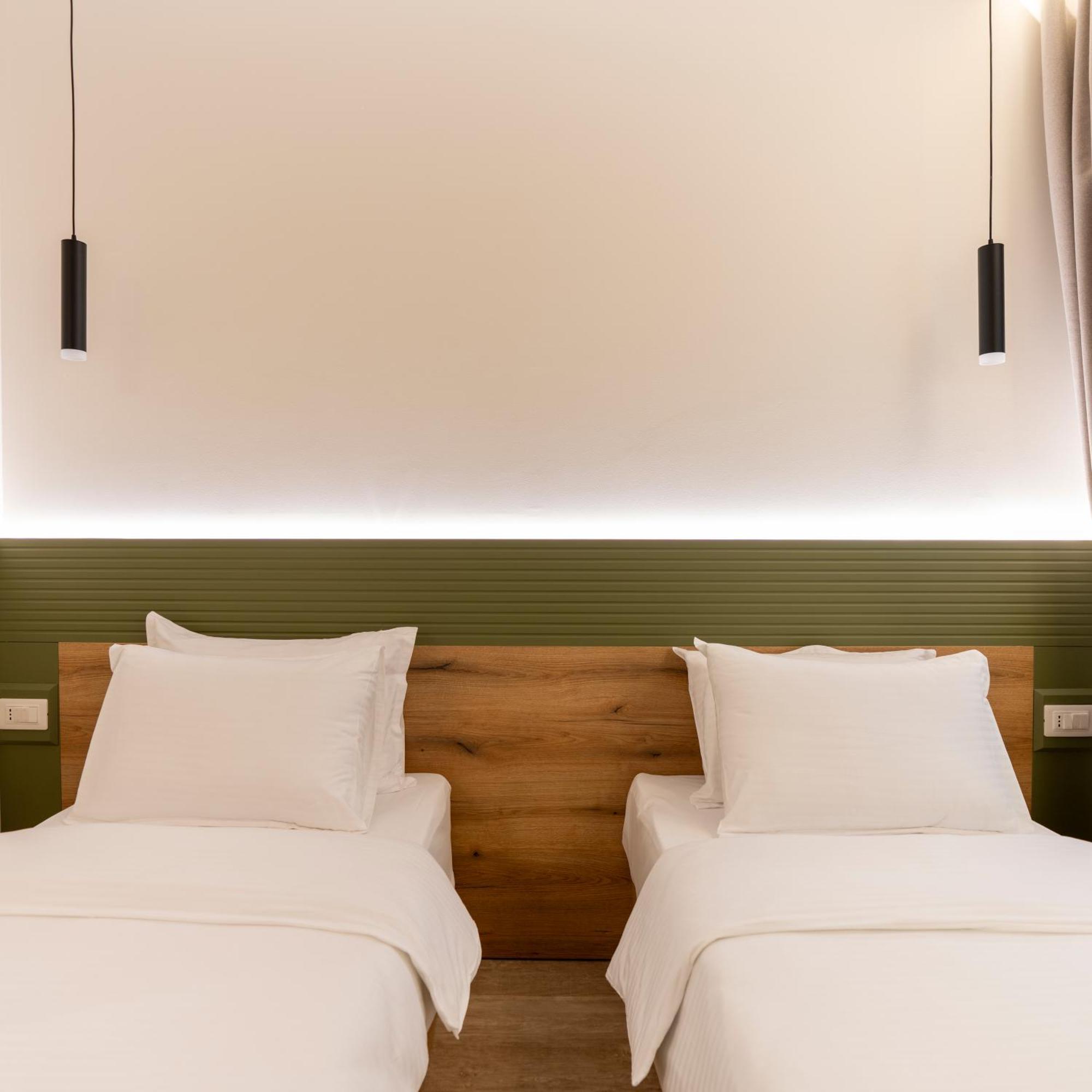 Star Hill Hotel Pristina Eksteriør billede