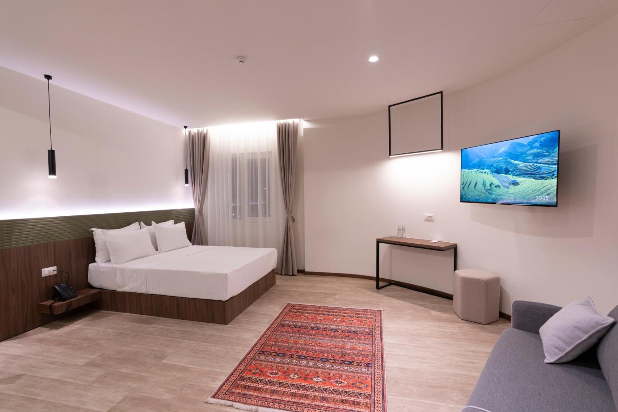 Star Hill Hotel Pristina Eksteriør billede